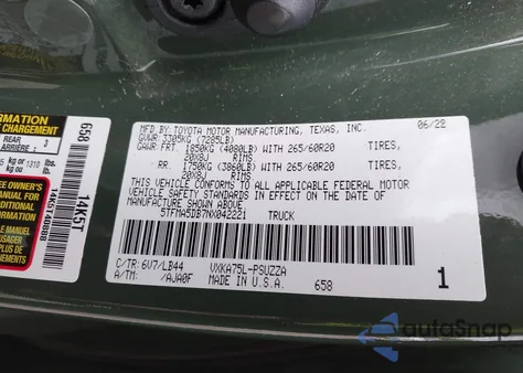 2022 Toyota Tundra 1794 Edition z USA, uszkodzony, nr VIN 5TFMA5DB7NX042221